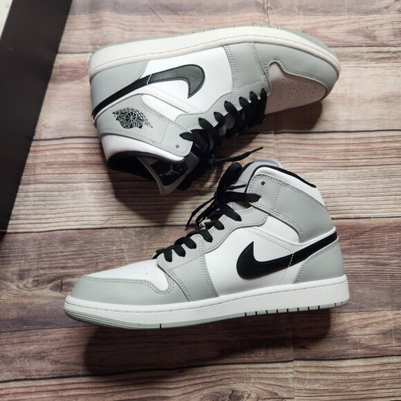 Air Jordan 1 Mid Smoke Gray - Picture 5 of 12